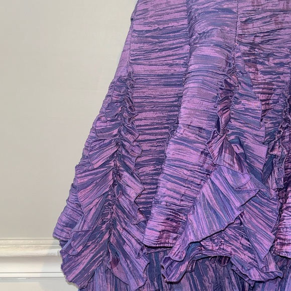 Jessica McClintock Violet Purple Iridescent Ruffled Strapless Party Dress Sz 10 - Picture 5 of 16